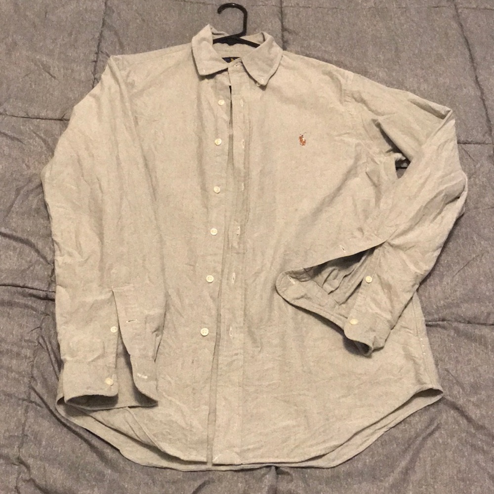 Men’s long sleeve button up shirt